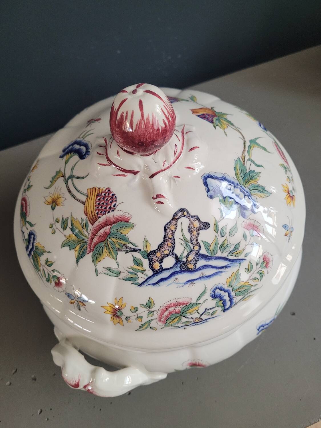 Sarreguemines glazed earthenware soup tureen, Rouen model - dishwasher safe