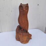 Large wooden owl, sculpture by Alain Dréan, Auray