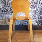 Children's chair in plywood