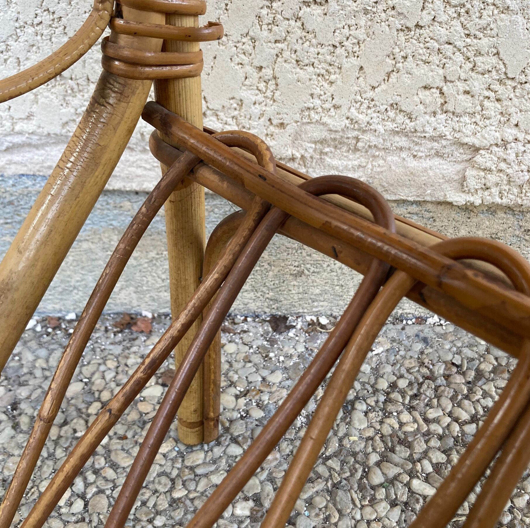 Vintage rattan magazine rack table