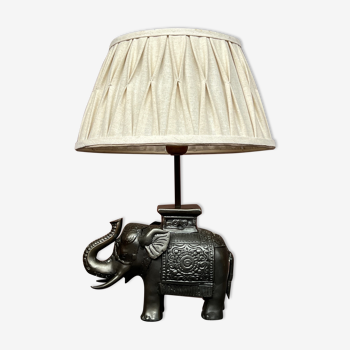 Solid bronze elephant lamp