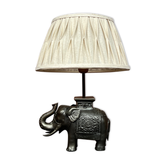 Solid bronze elephant lamp