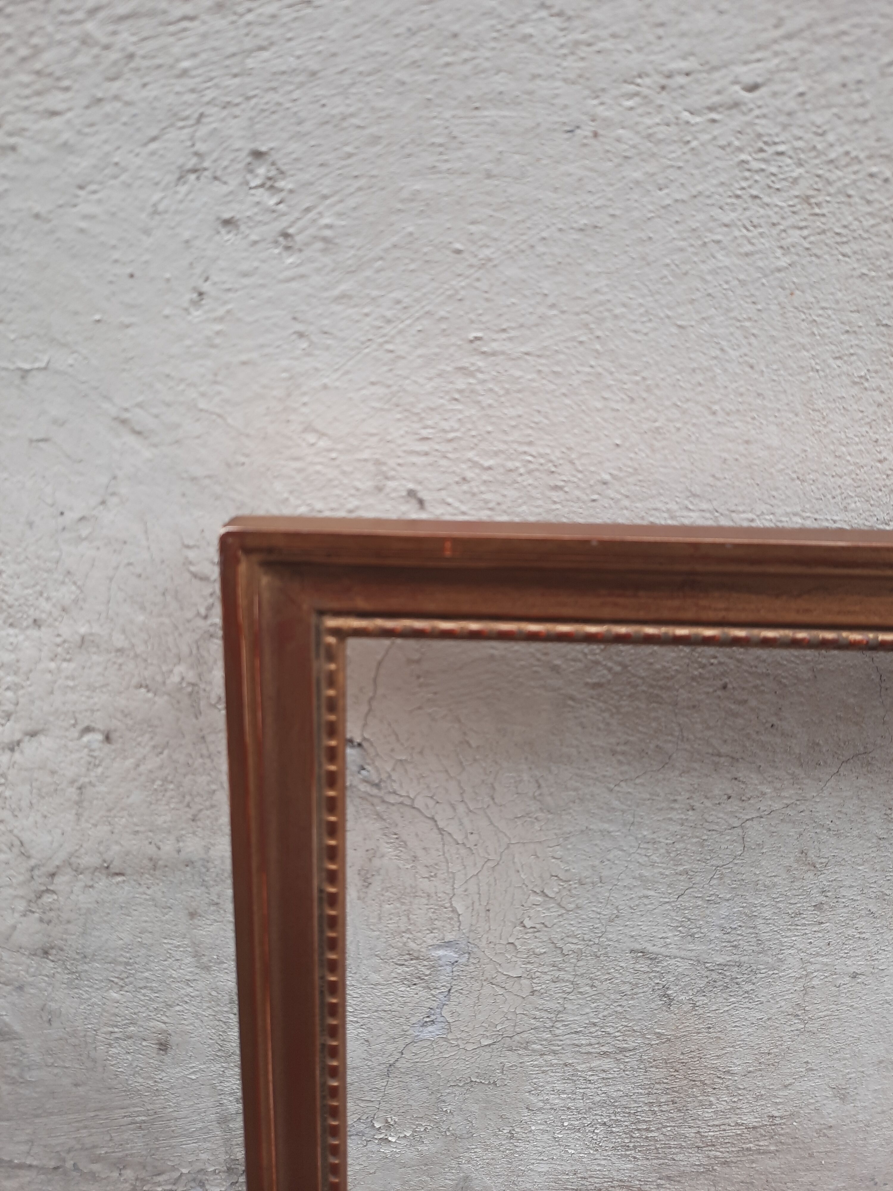 Gilded wooden frame