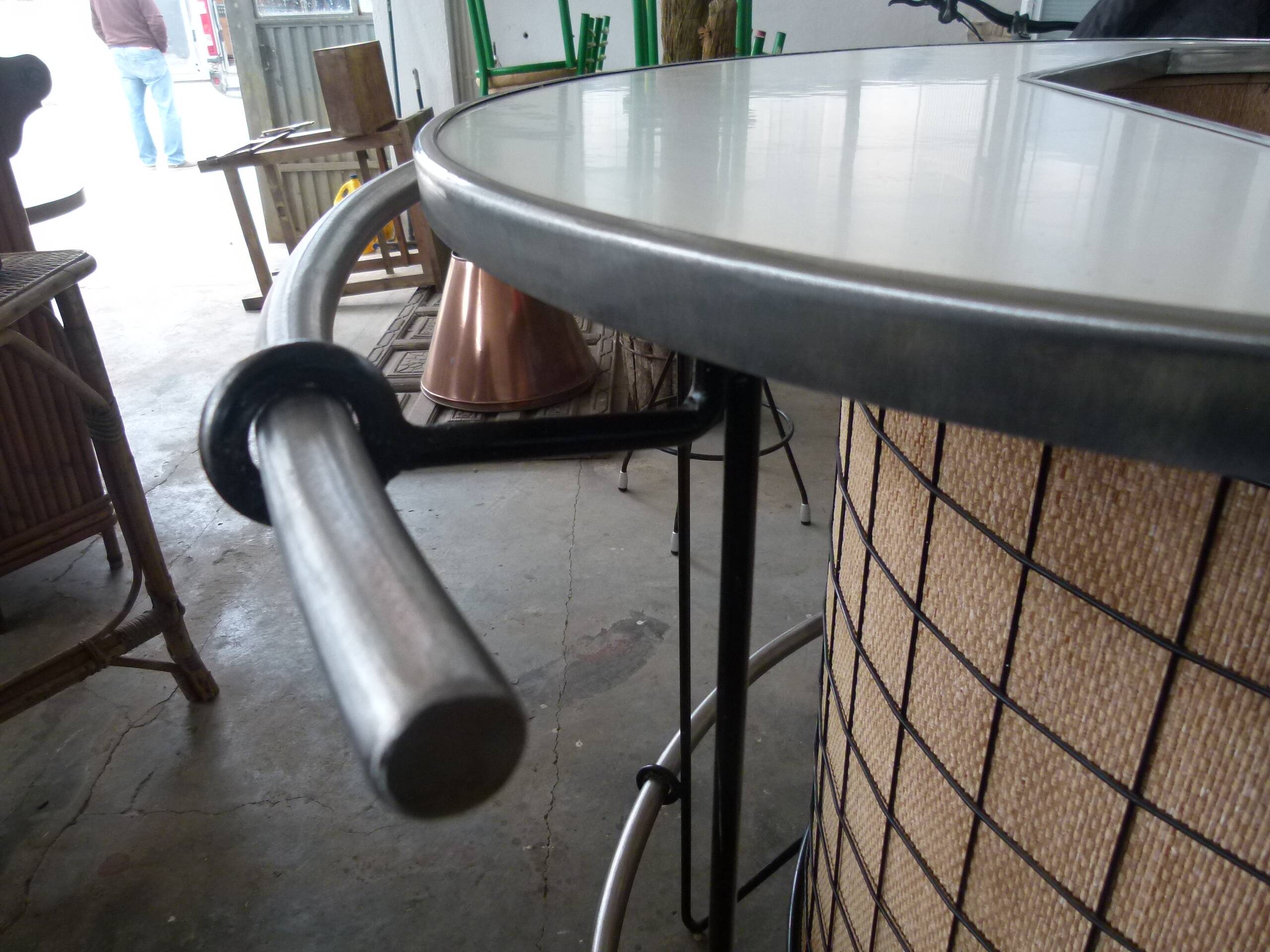 Vidal Brothers Bar Counter