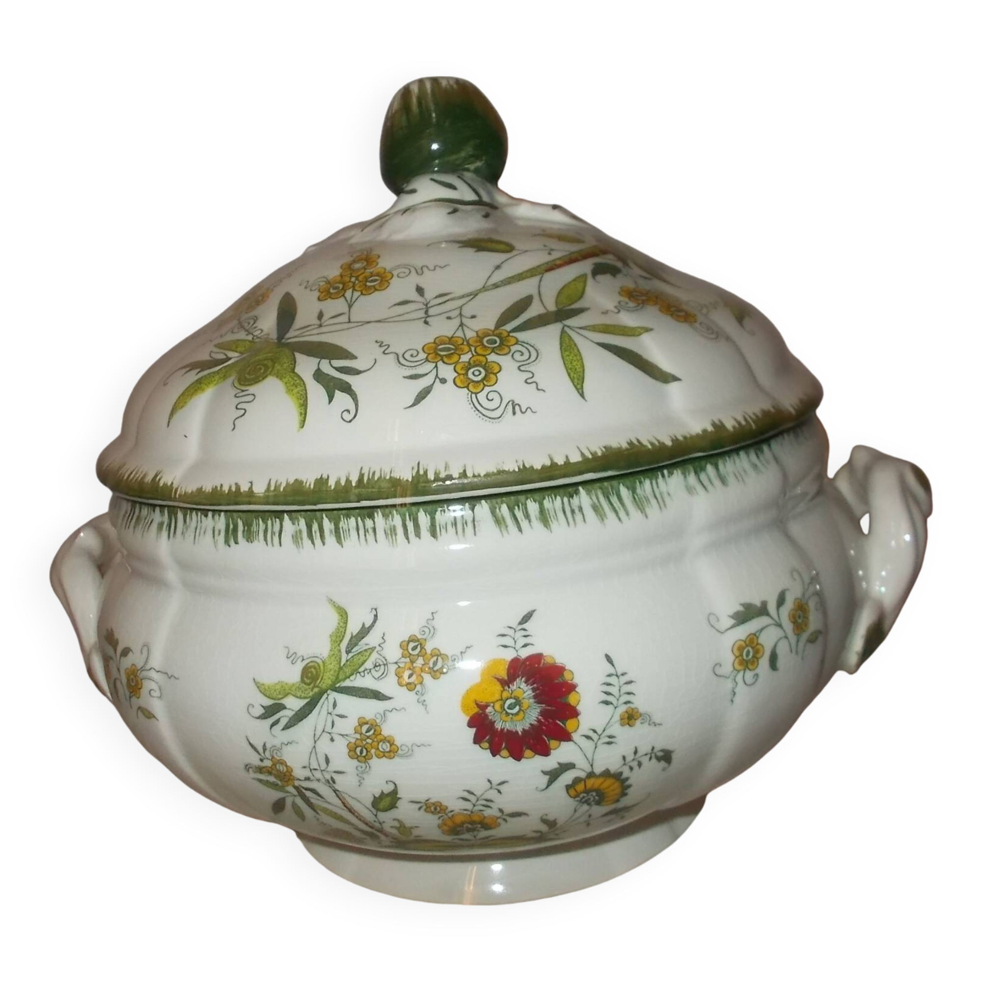 Sarreguemines soup tureen