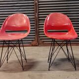Pair of red chairs by Miroslav Navràtil for Vertex 1959