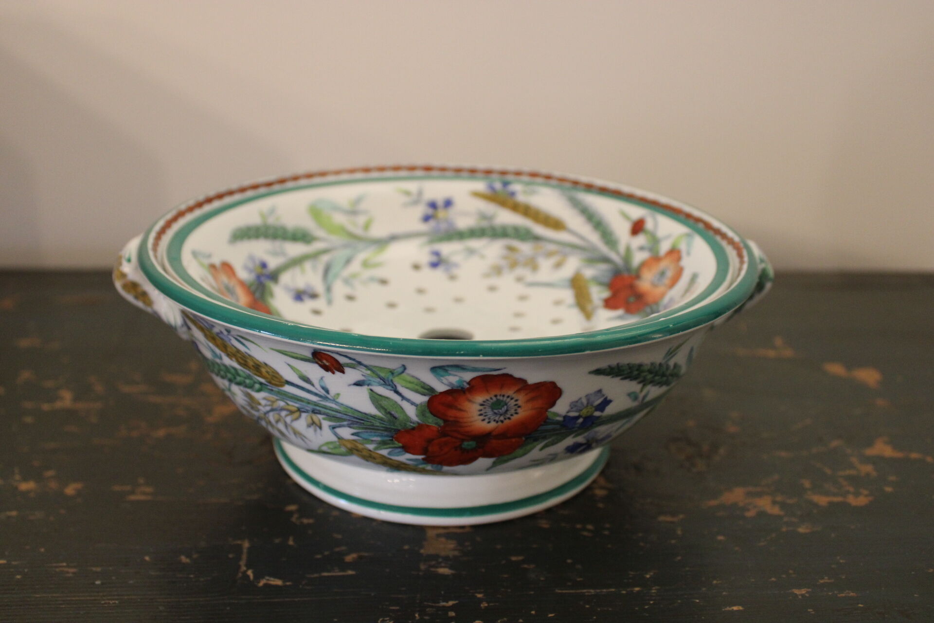 English earthenware strawberry drainer