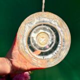 Suspension globe vintage en verre ambré