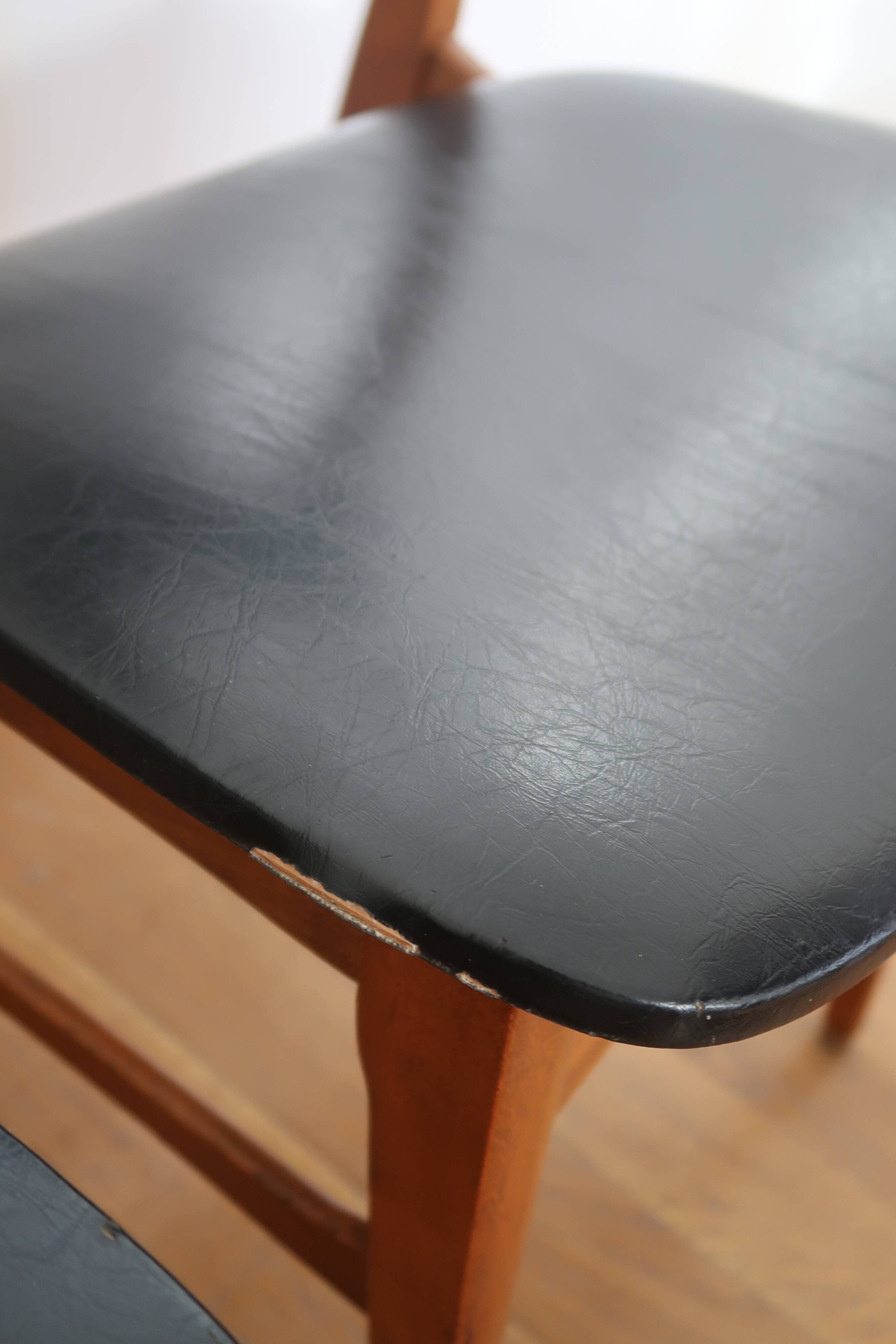Lot de 6 chaises scandinaves skaï noir