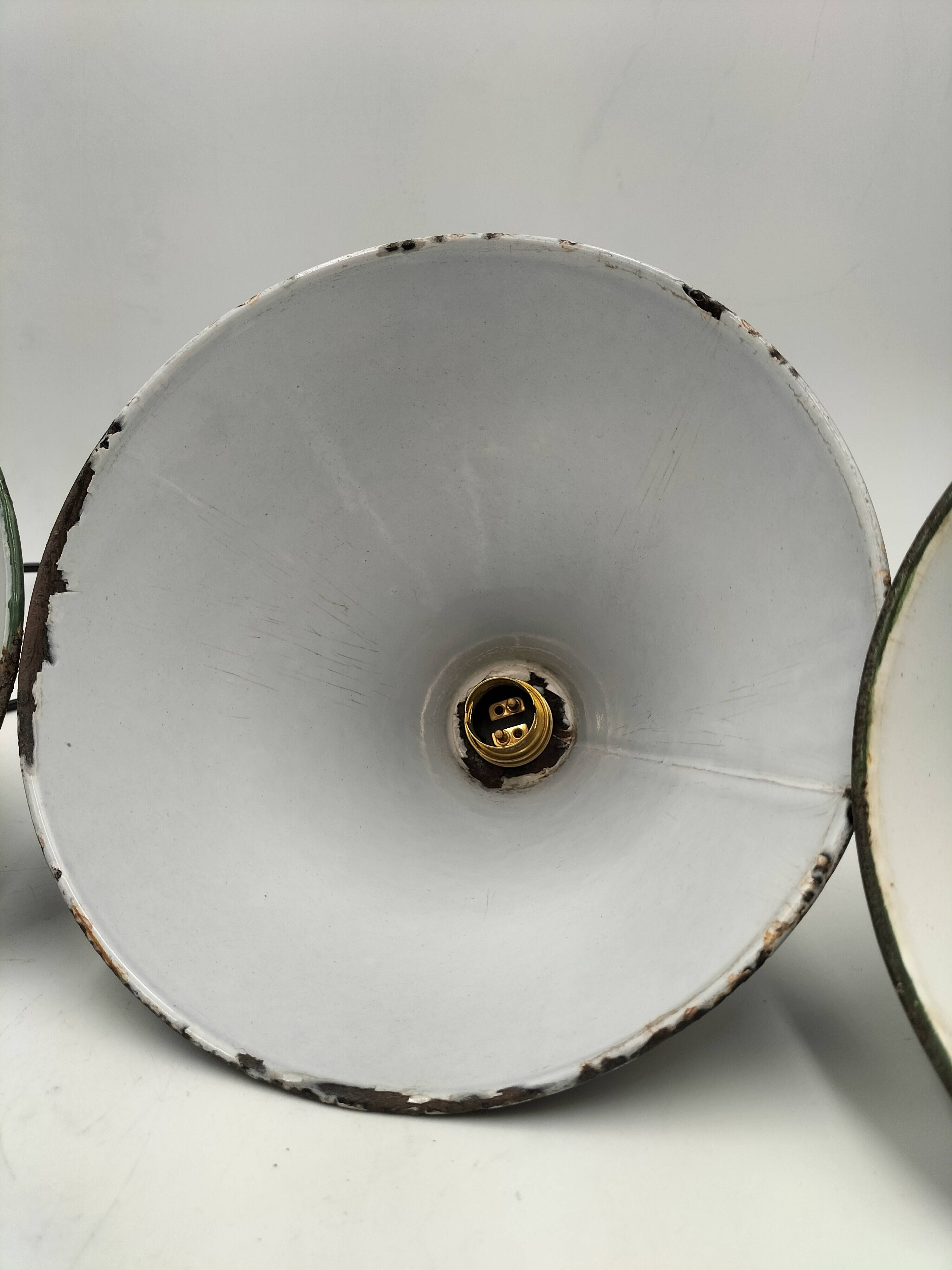 Enamelled sheet metal cone suspensions