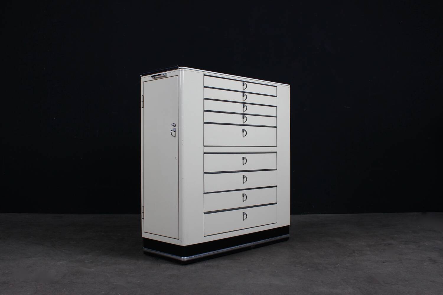 Vintage Schrank Baisch Bauhaus Design Industriel