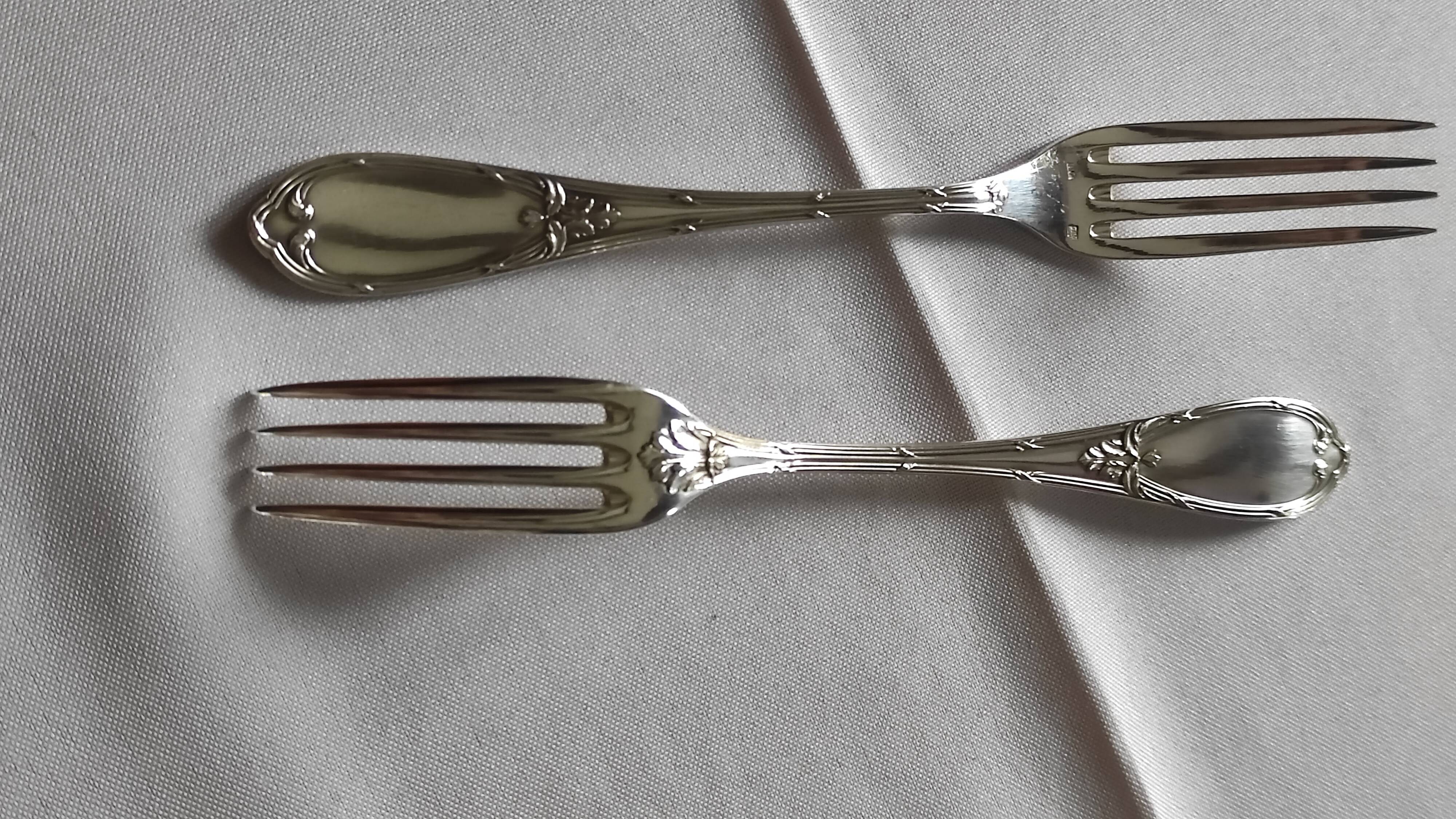 12 silver-plated dessert forks by Félix Frères