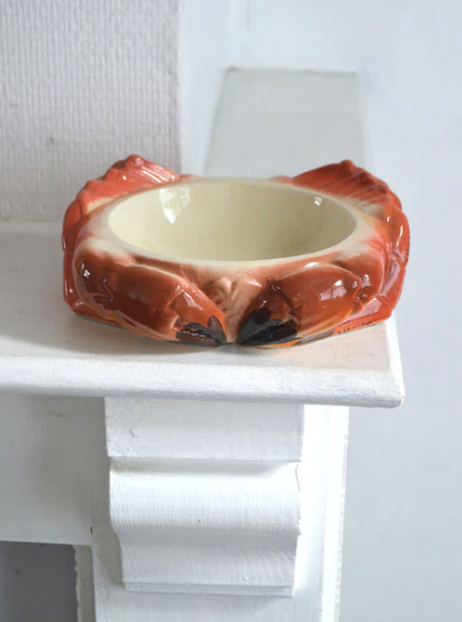 Ceramic crab pouch