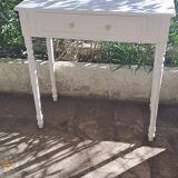 Current dressing table console in white painted wood with one drawer