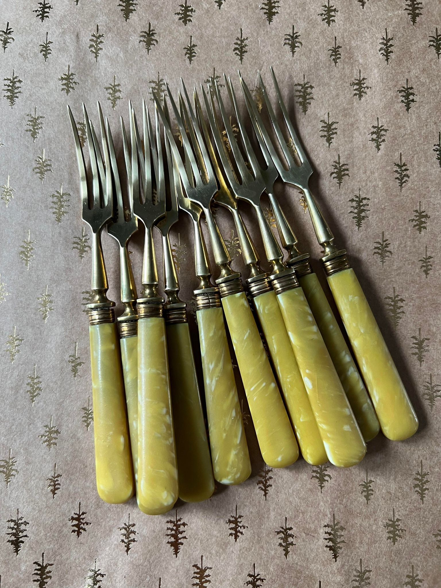 10 antique gold forks for desserts, cheese