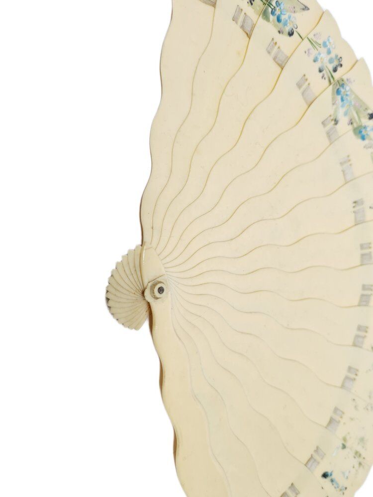 Austro-Hungarian Art Nouveau celluloid fan, 1900s