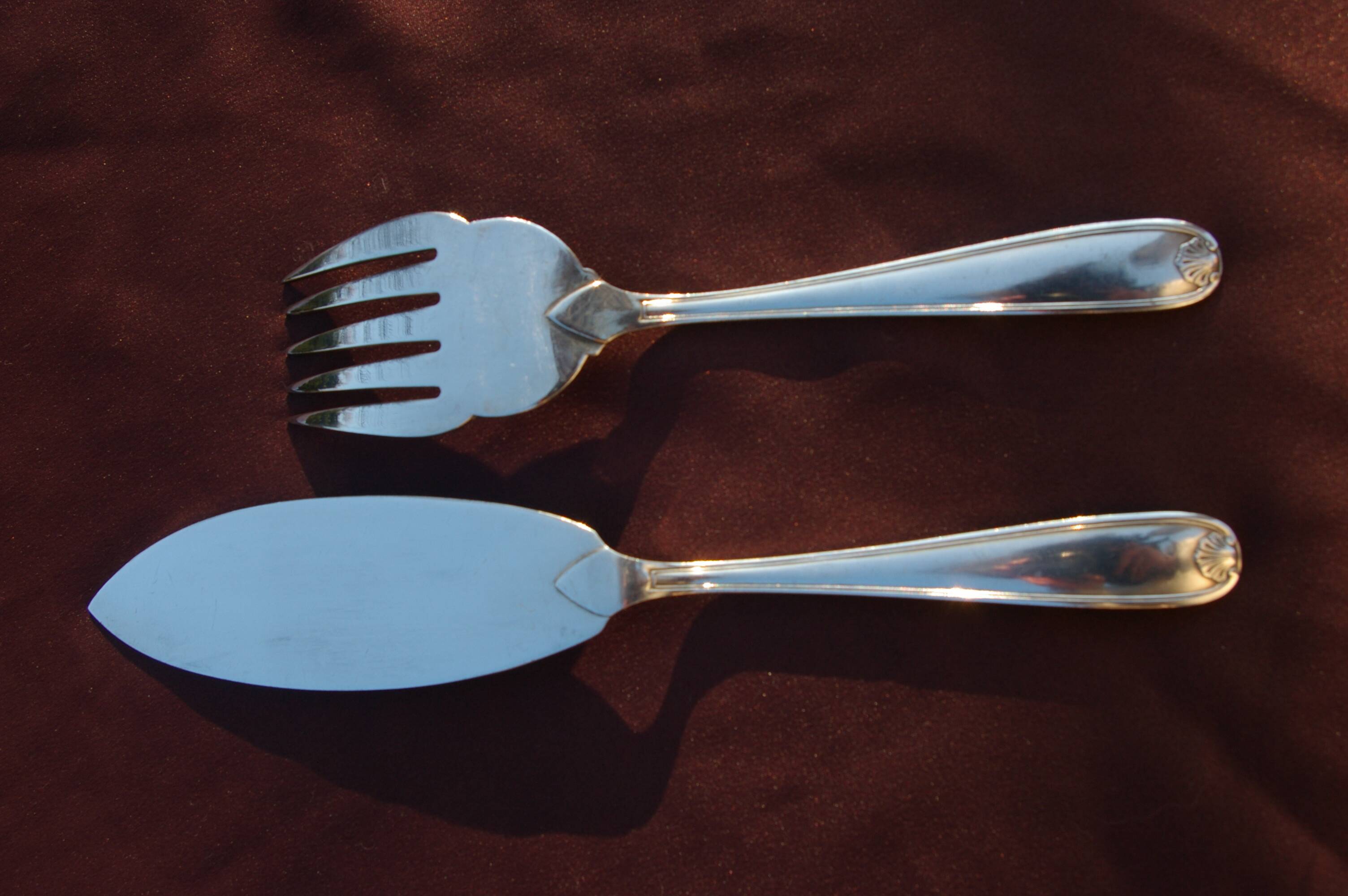 CHRISTOFLE MAROT Coquille - Fish Serving Cutlery (Knife + Fork)