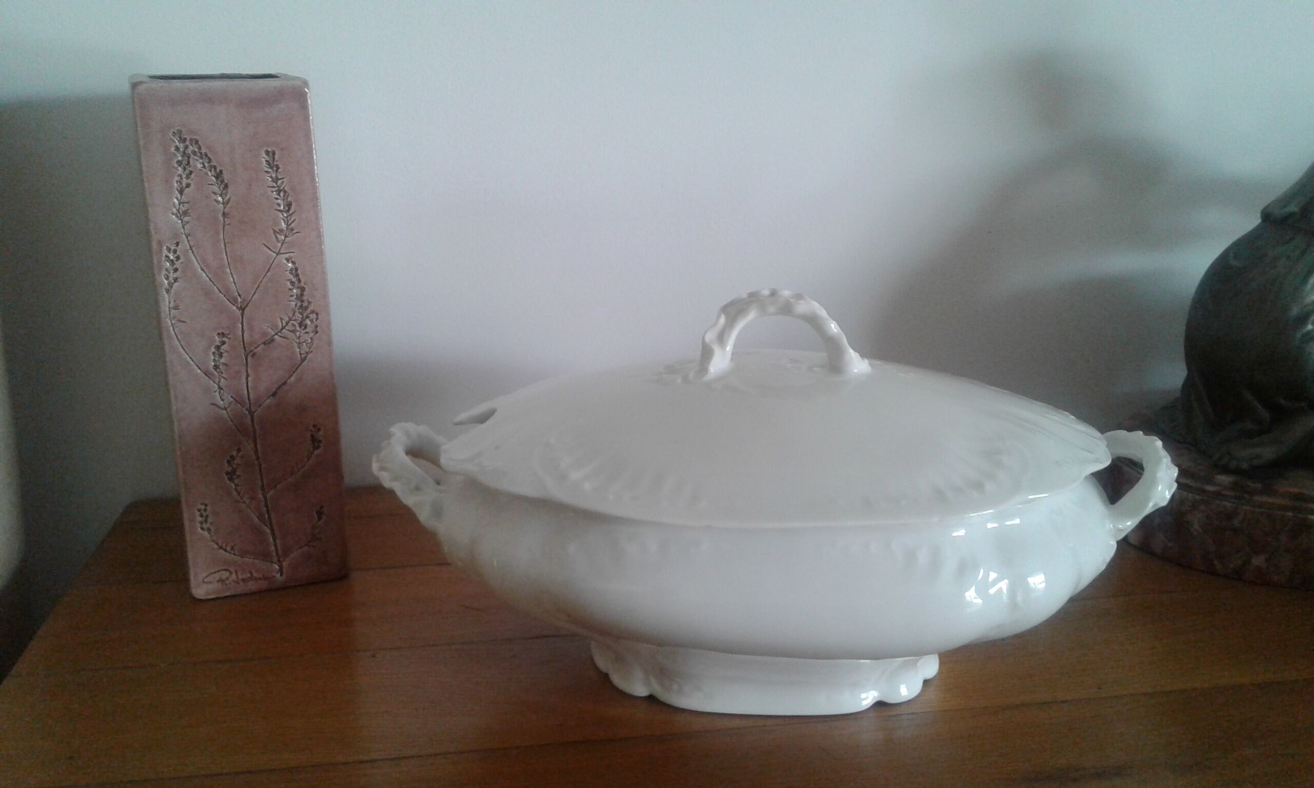 Porcelain soup Limoges W.G & Cie