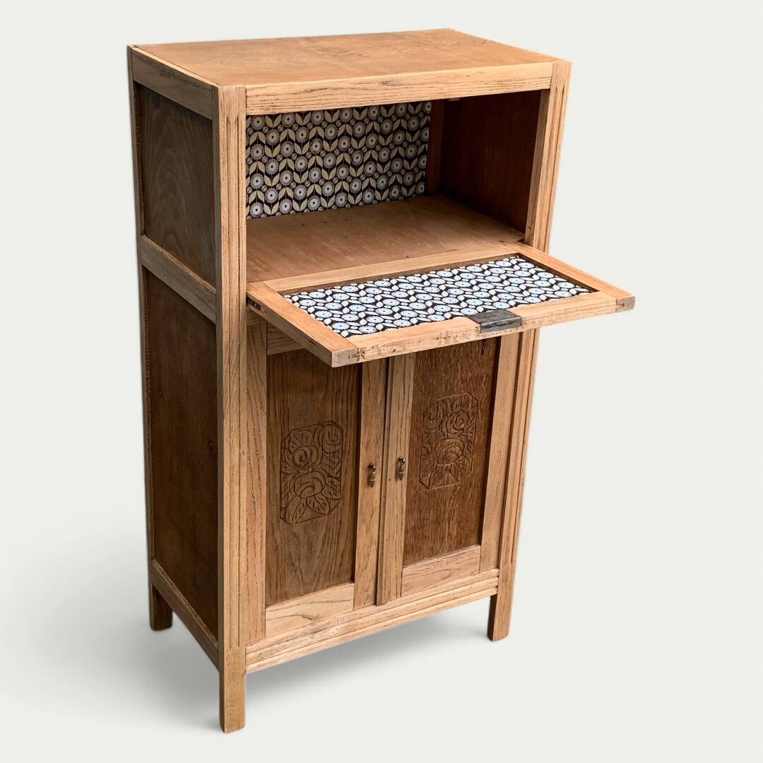 Parisian art deco sideboard in raw oak 1930