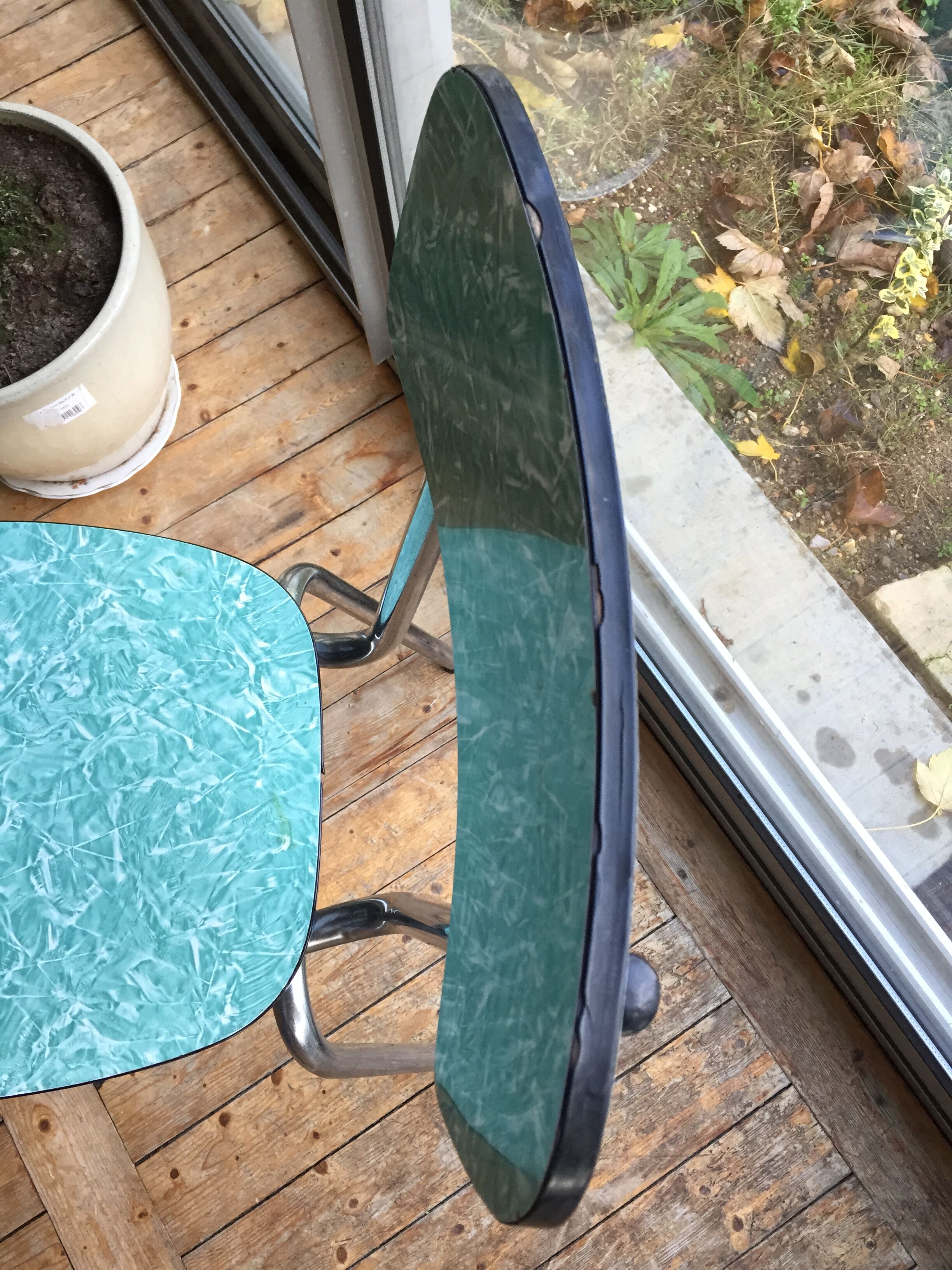 Formica vintage green table and opaline - 6 matching chairs