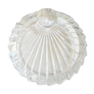Stylized shell ashtray