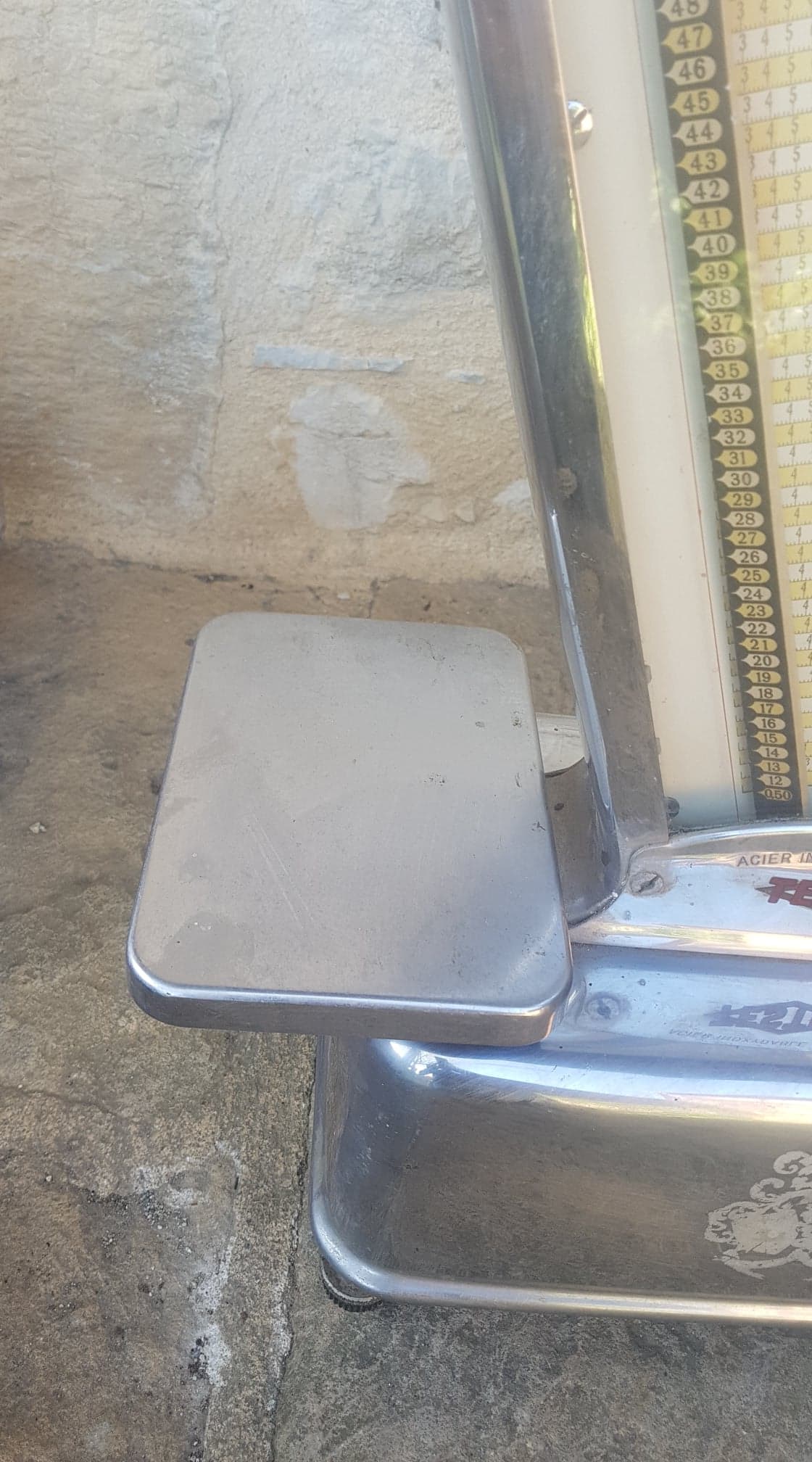 Stainless steel Testut scale