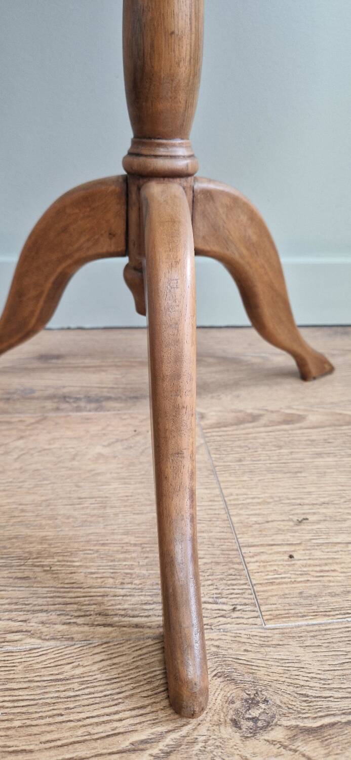 Tripod Gueridon Louis XVI style mahogany