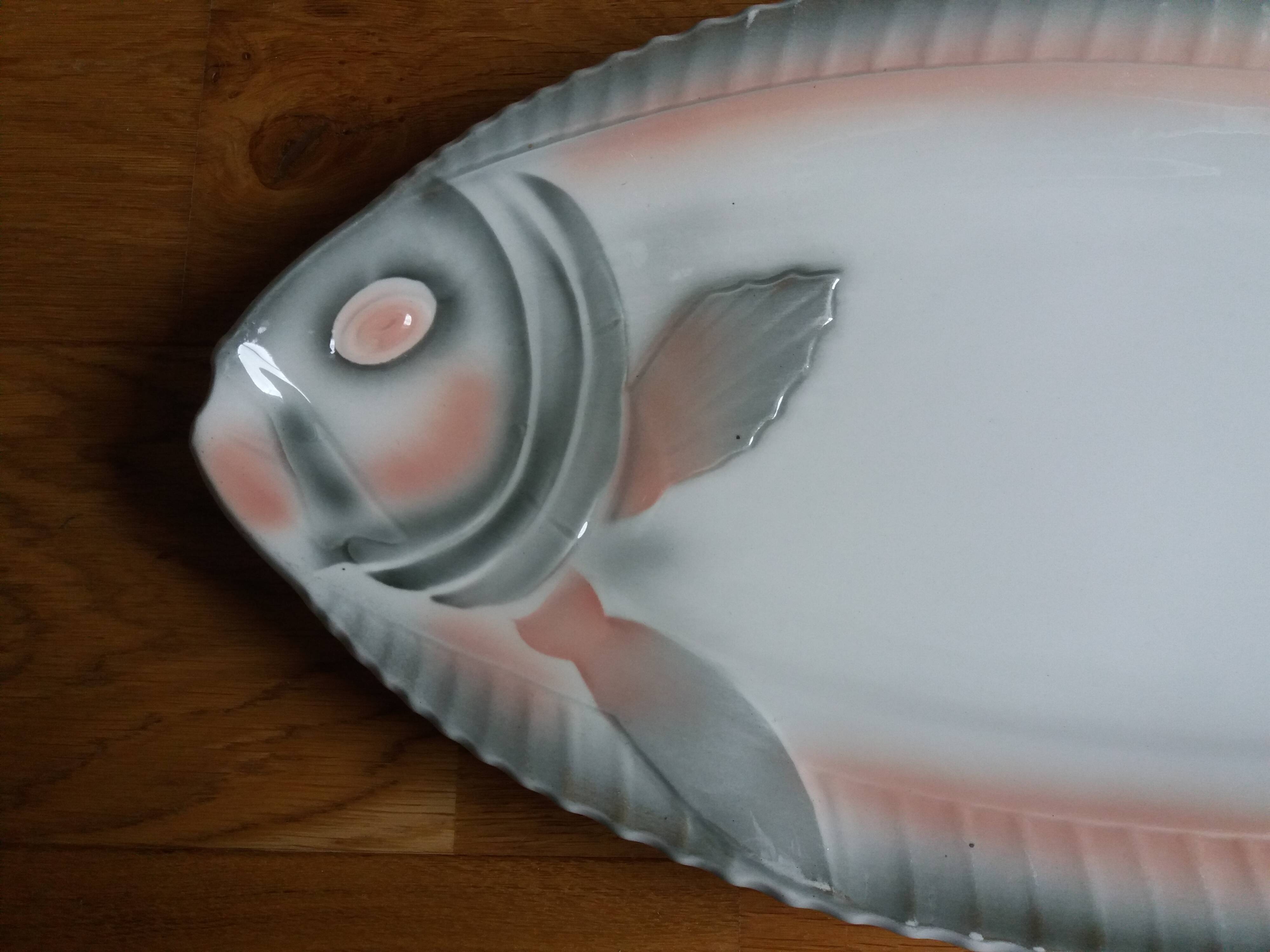 Digoin Sarreguemines zoomorphic fish dish