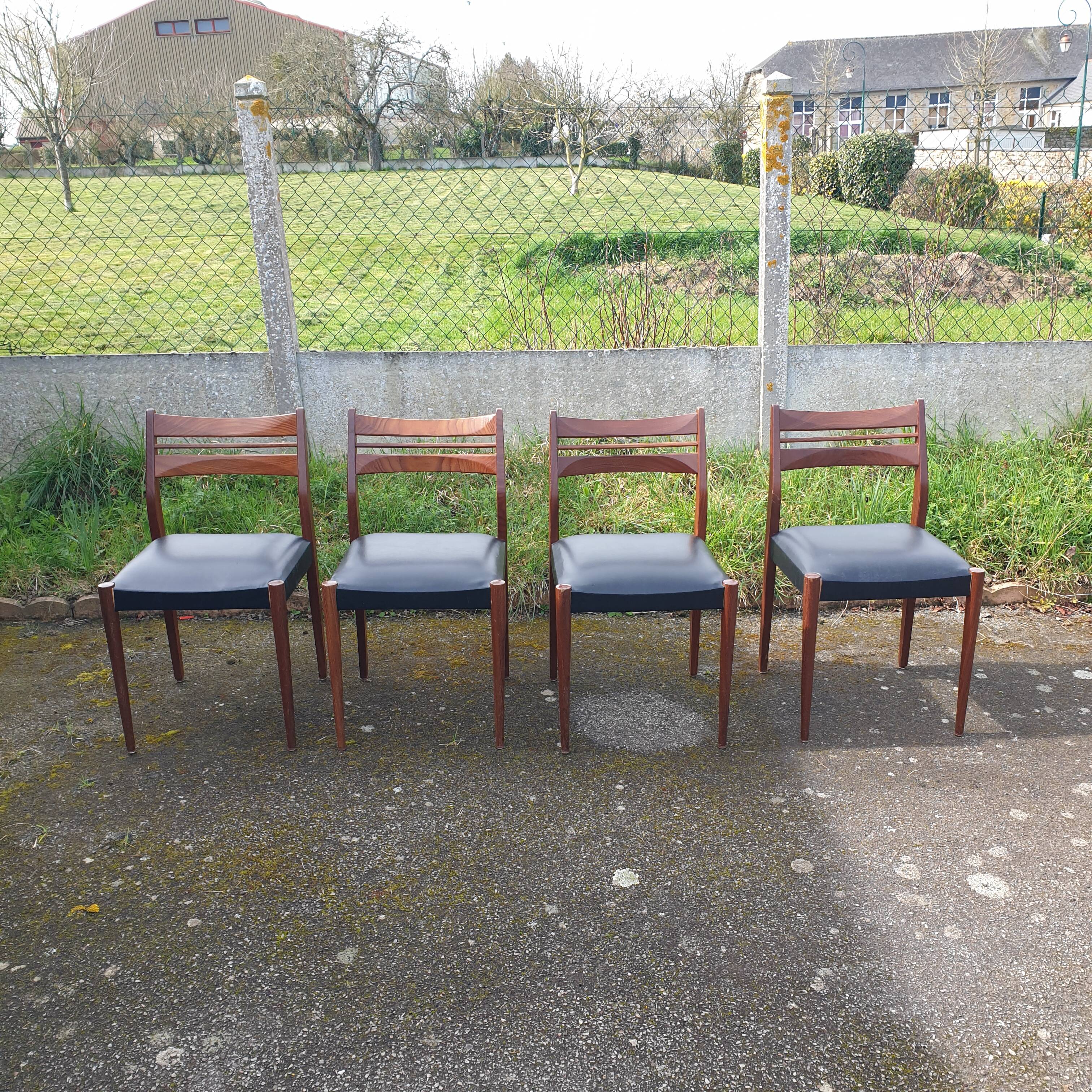 Lot 4 Scandinavian teak chairs vintage 60s