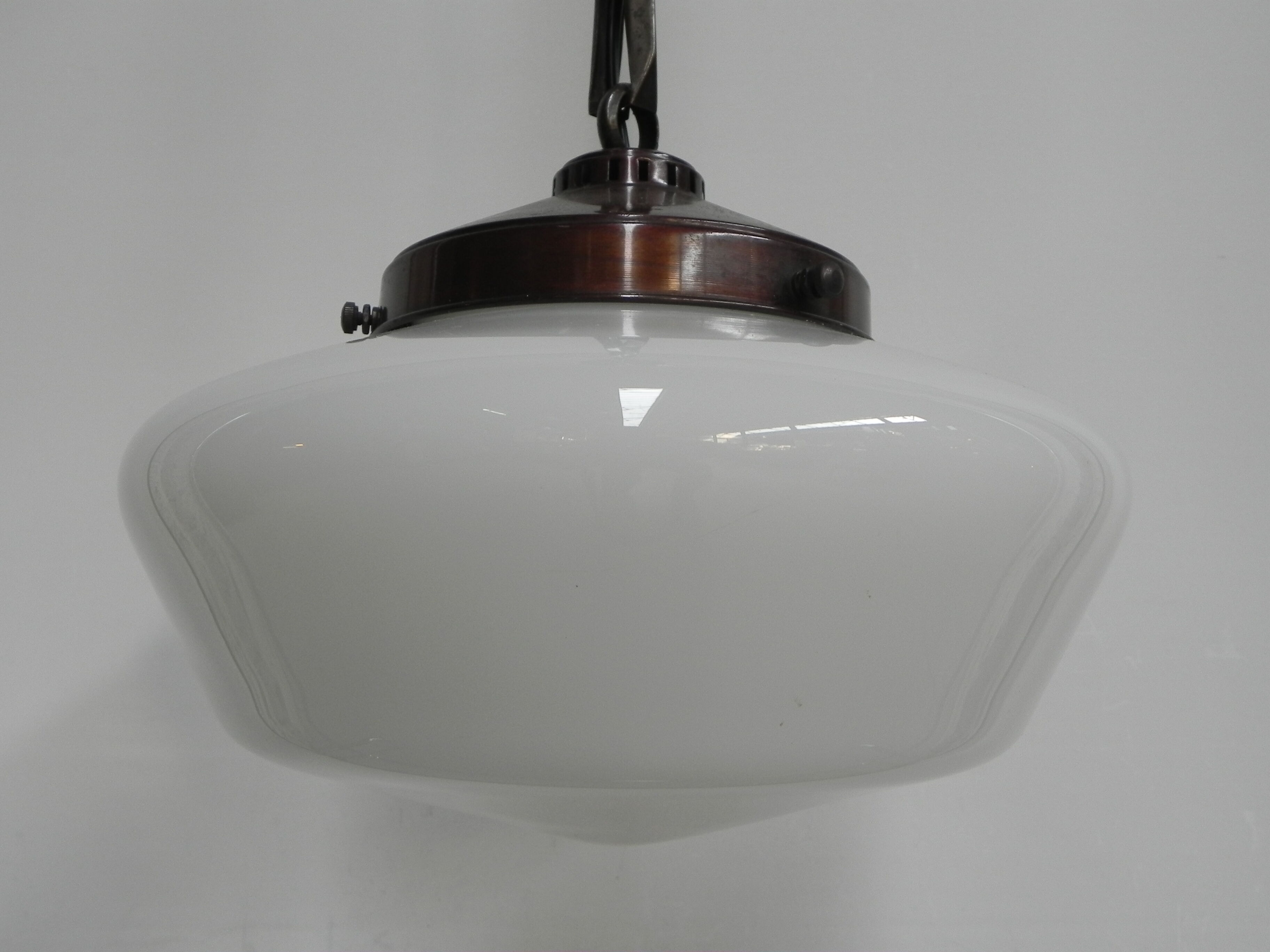 Art Deco hanging lamp on chain