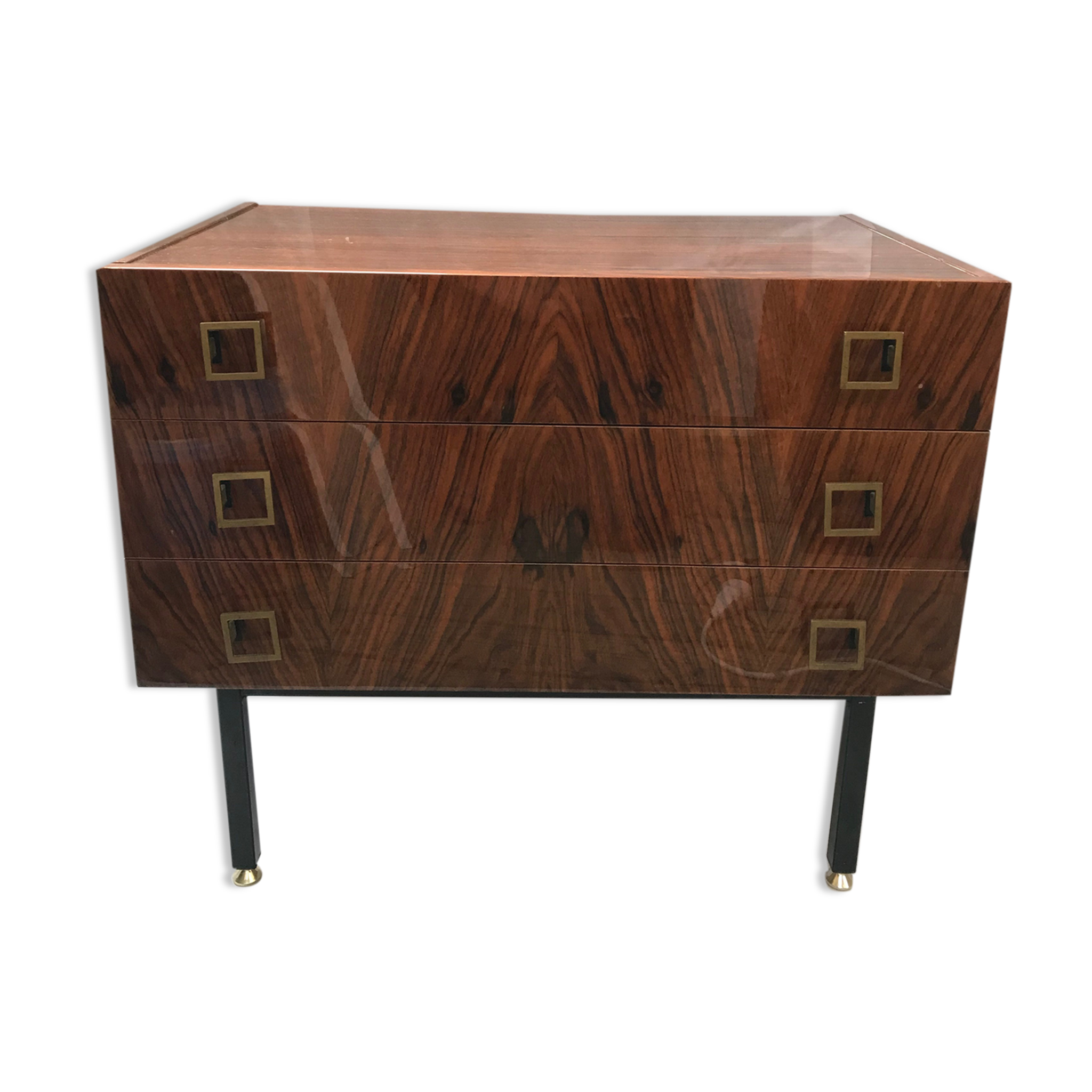 Lacquered 3-drawer chest with rosewood veneer.