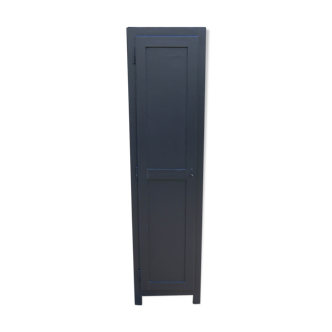 Armoire parisienne