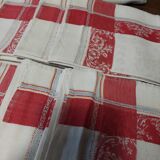 Nappe ancienne fil damassé rouge et blanc dix serviettes 150 X 190 cm