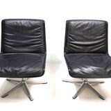 Wilhahn Delta set of 2 leather conference / dining chairs by Delta, 1960