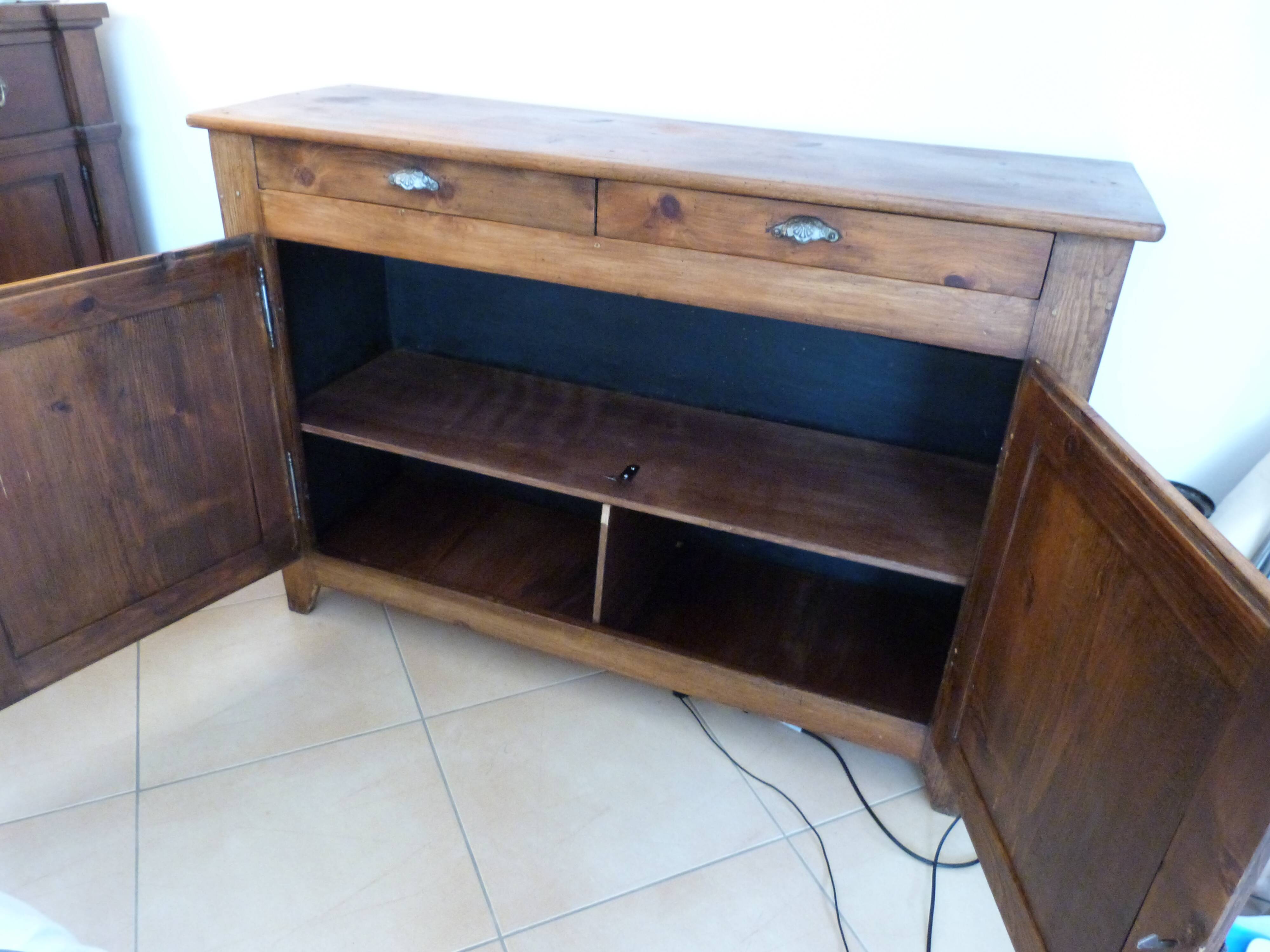 Buffet campagnard ancien