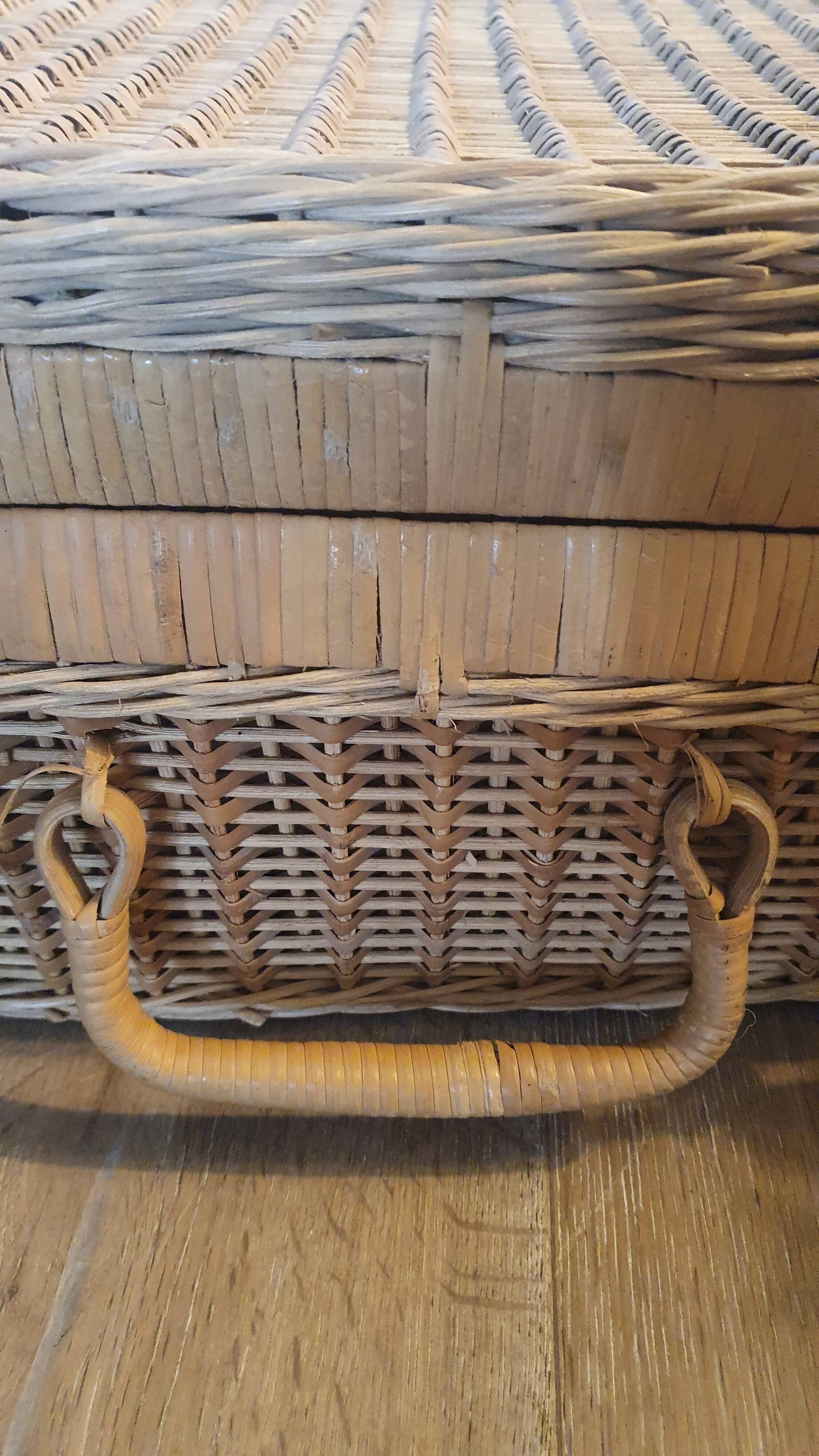 Large Vintage Rattan Suitcase - LPR047
