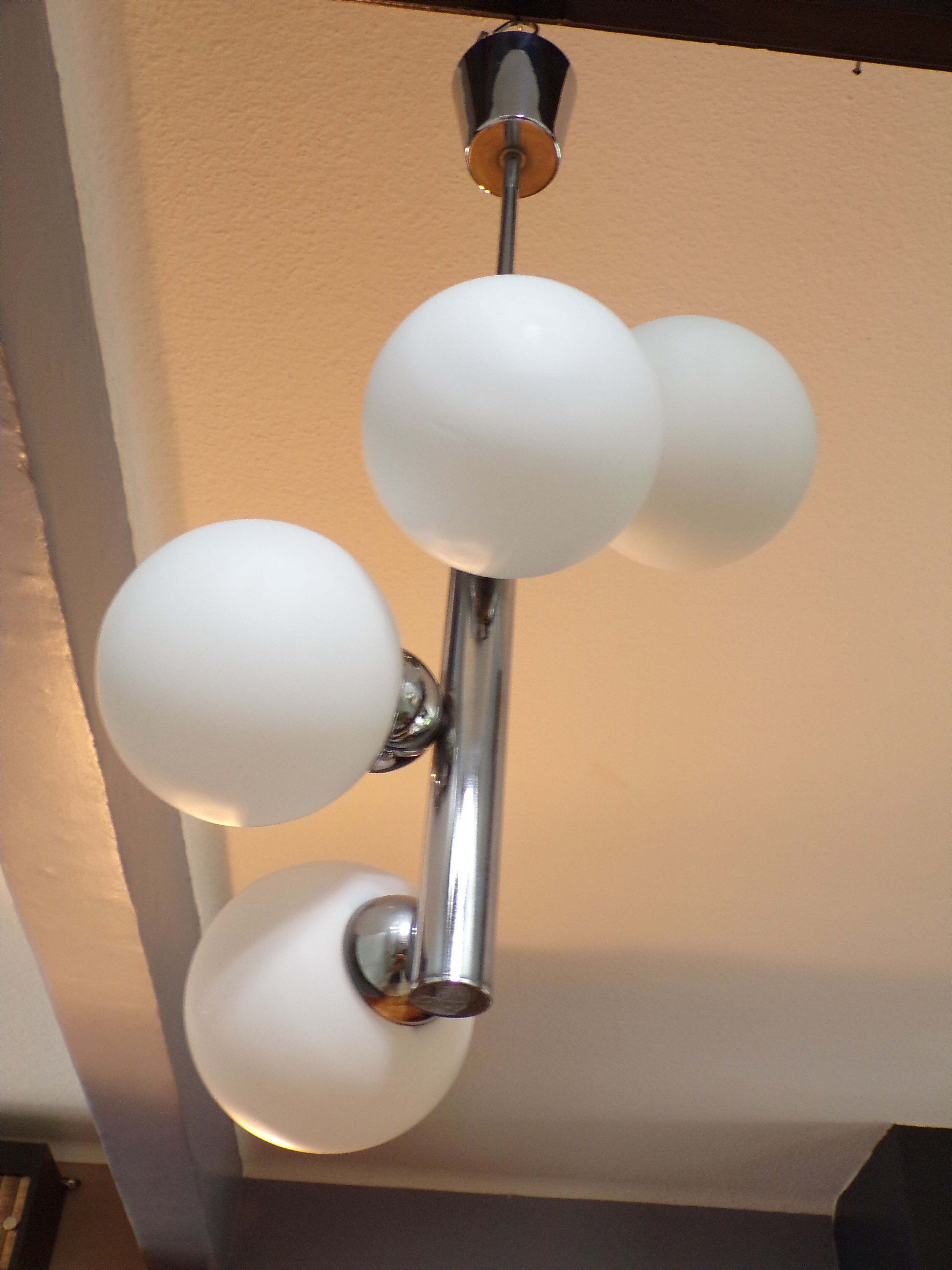 Space age 4 globes hanging lamp