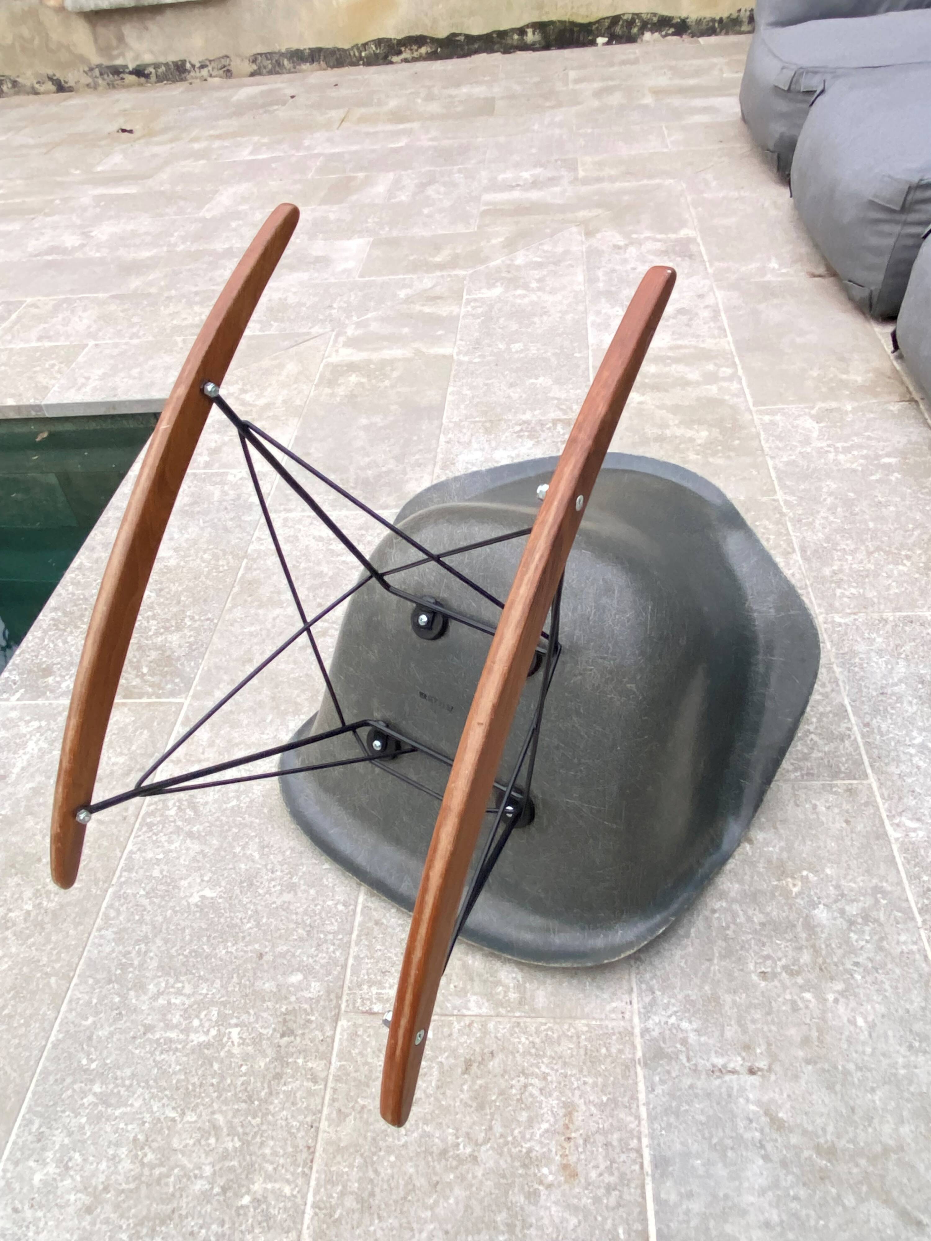 Eames RAR chair elephant grey zenith plastics Herman Miller