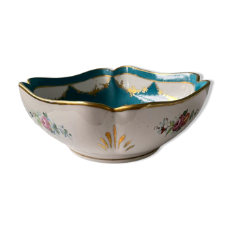 Saladier en porcelaine de Sèvres XIXème