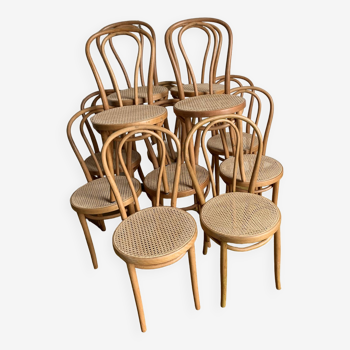 12 chaises bistrot assises cannées