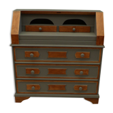 Vintage dresser