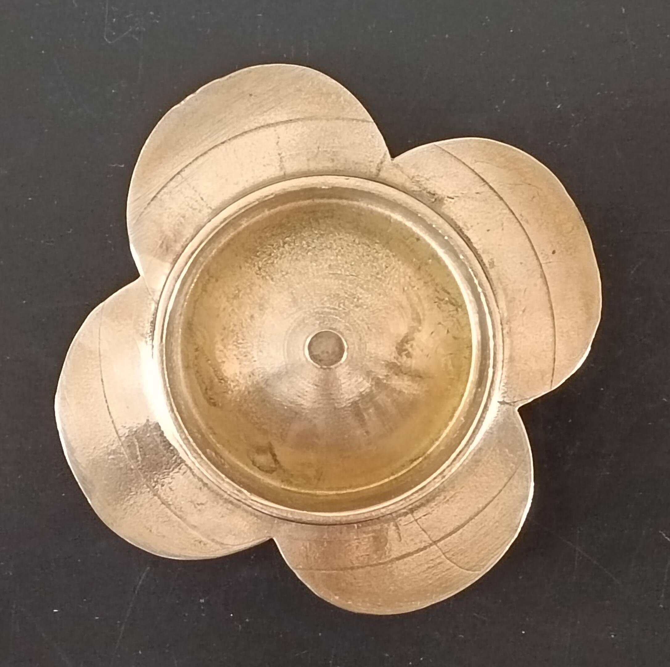 Brass clover ashtray