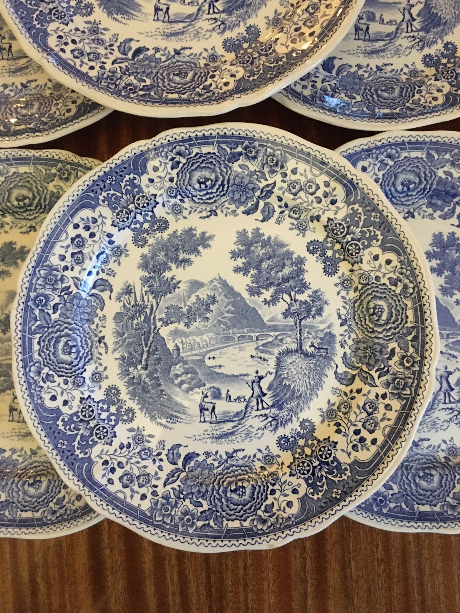 6 plates Villeroy and Boch model Burgenland