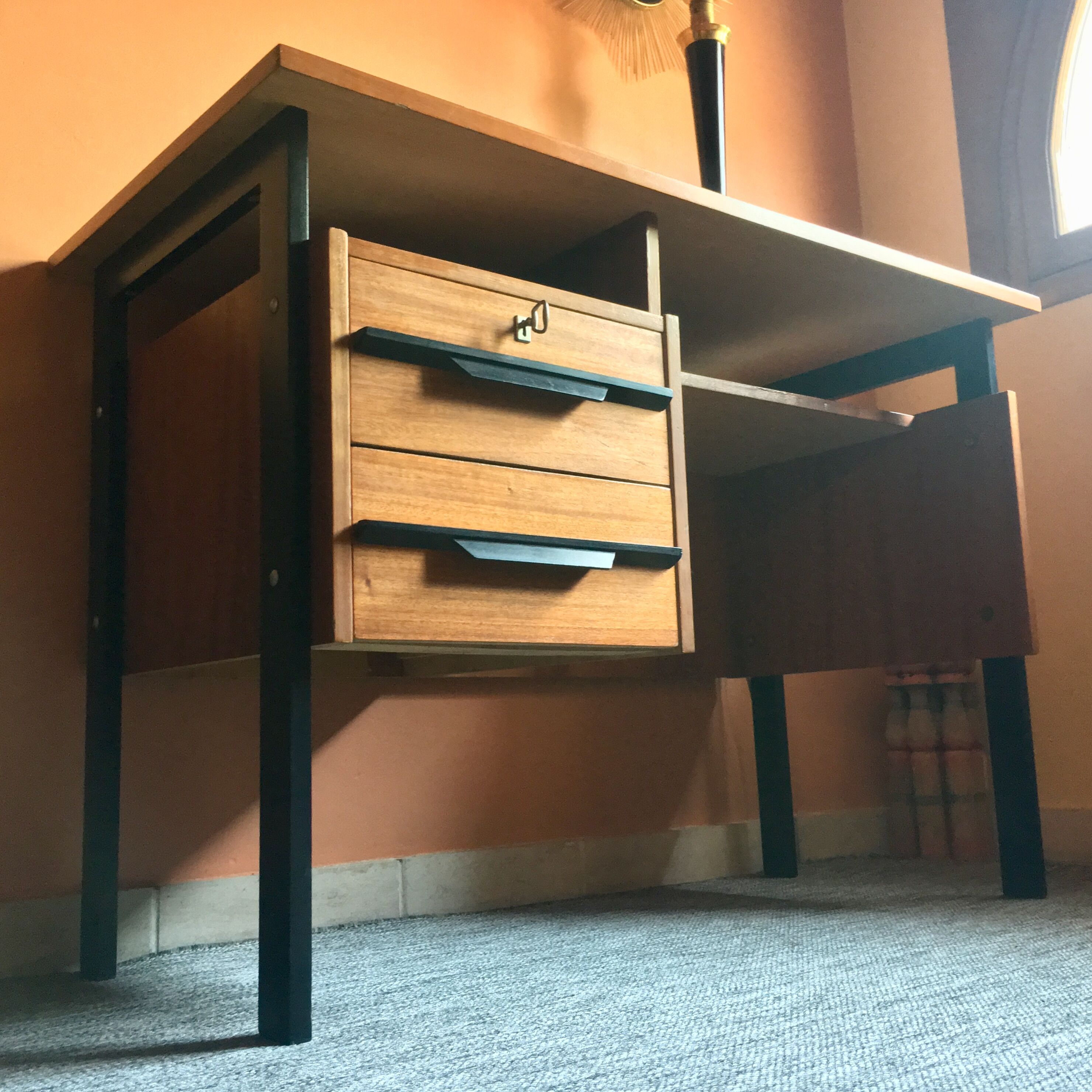 Vintage Modernist desk 1960