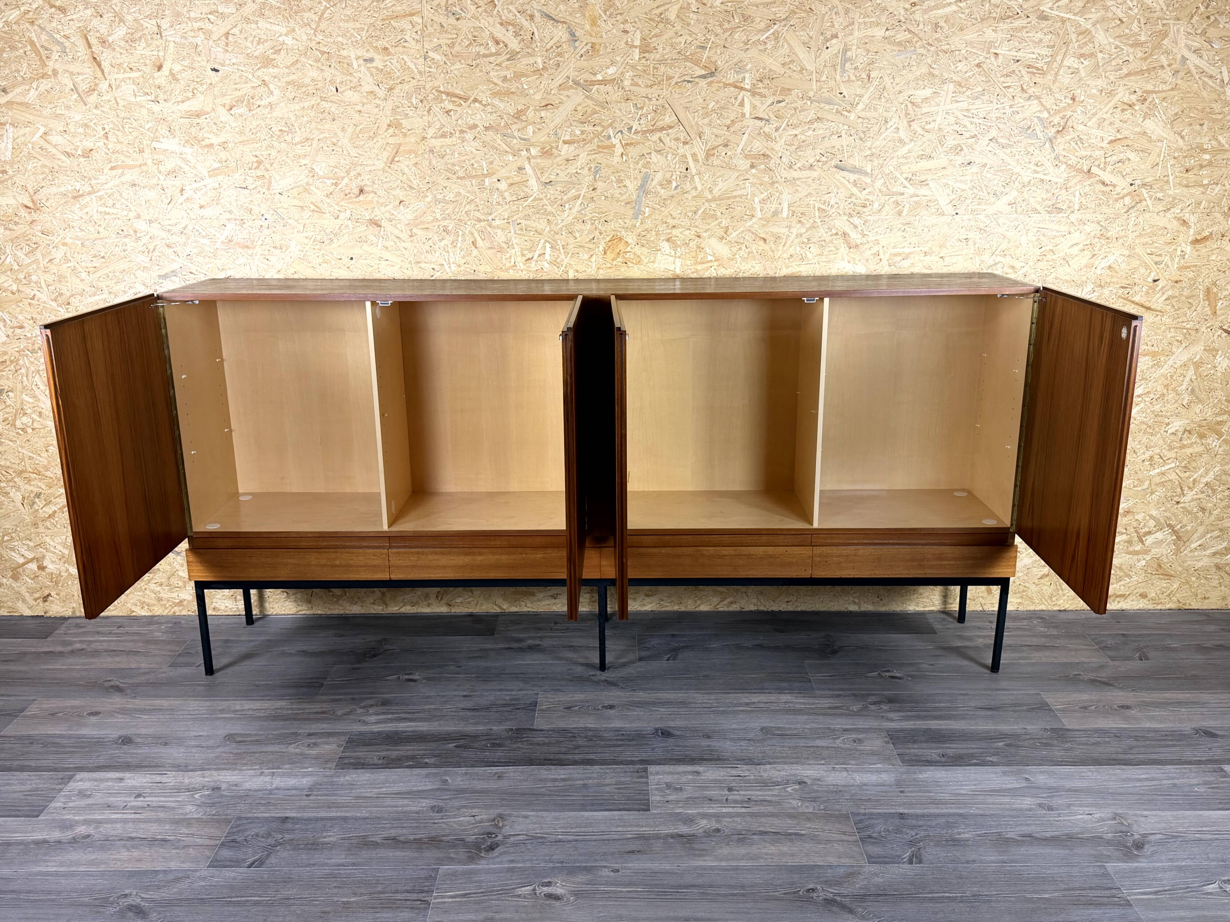 Buffet haut B60 en teck par Dieter Waeckerlin pour Behr, années 1960-1970