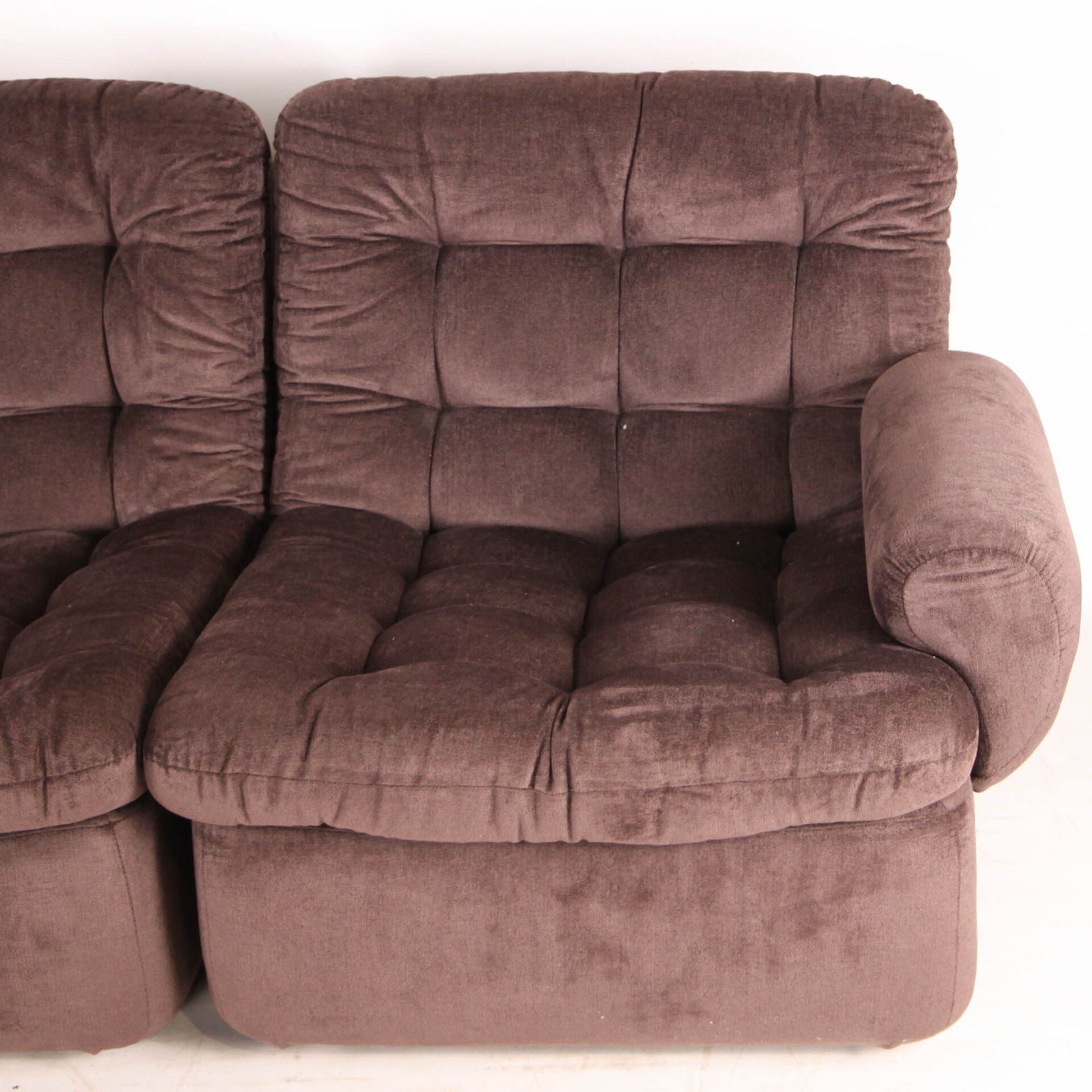Modular fabric sofa