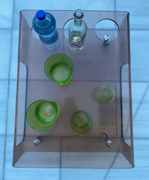 table plexi fumé a roulette