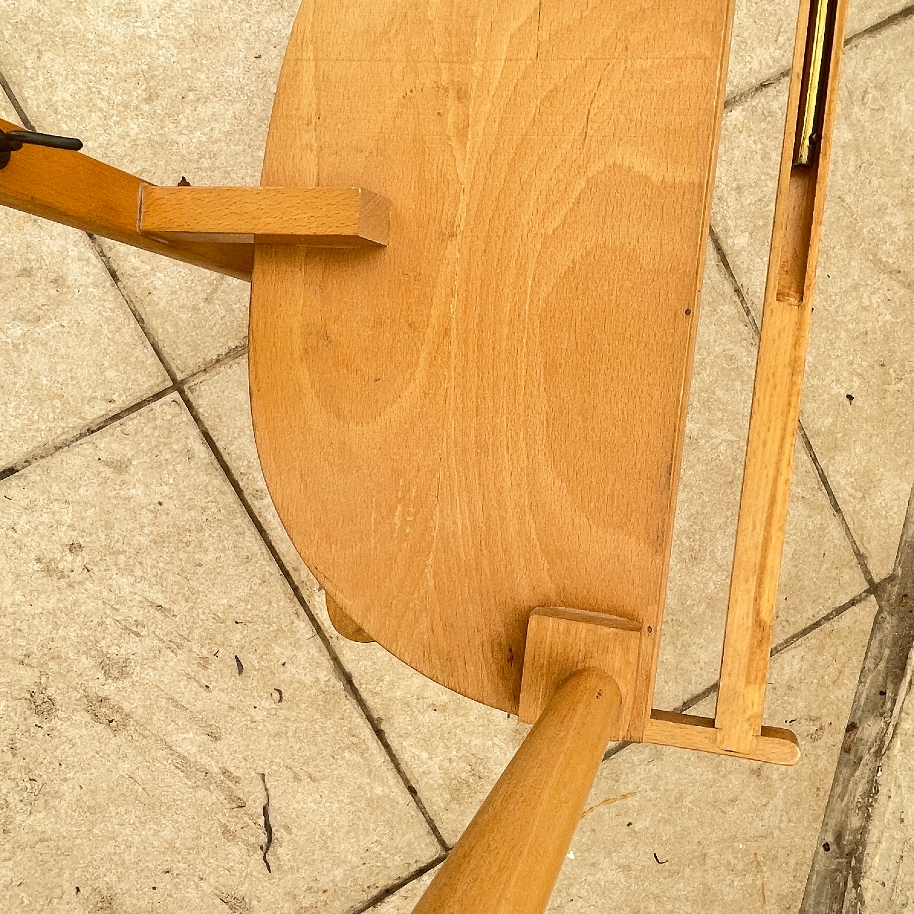 Wooden valet vintage 1960