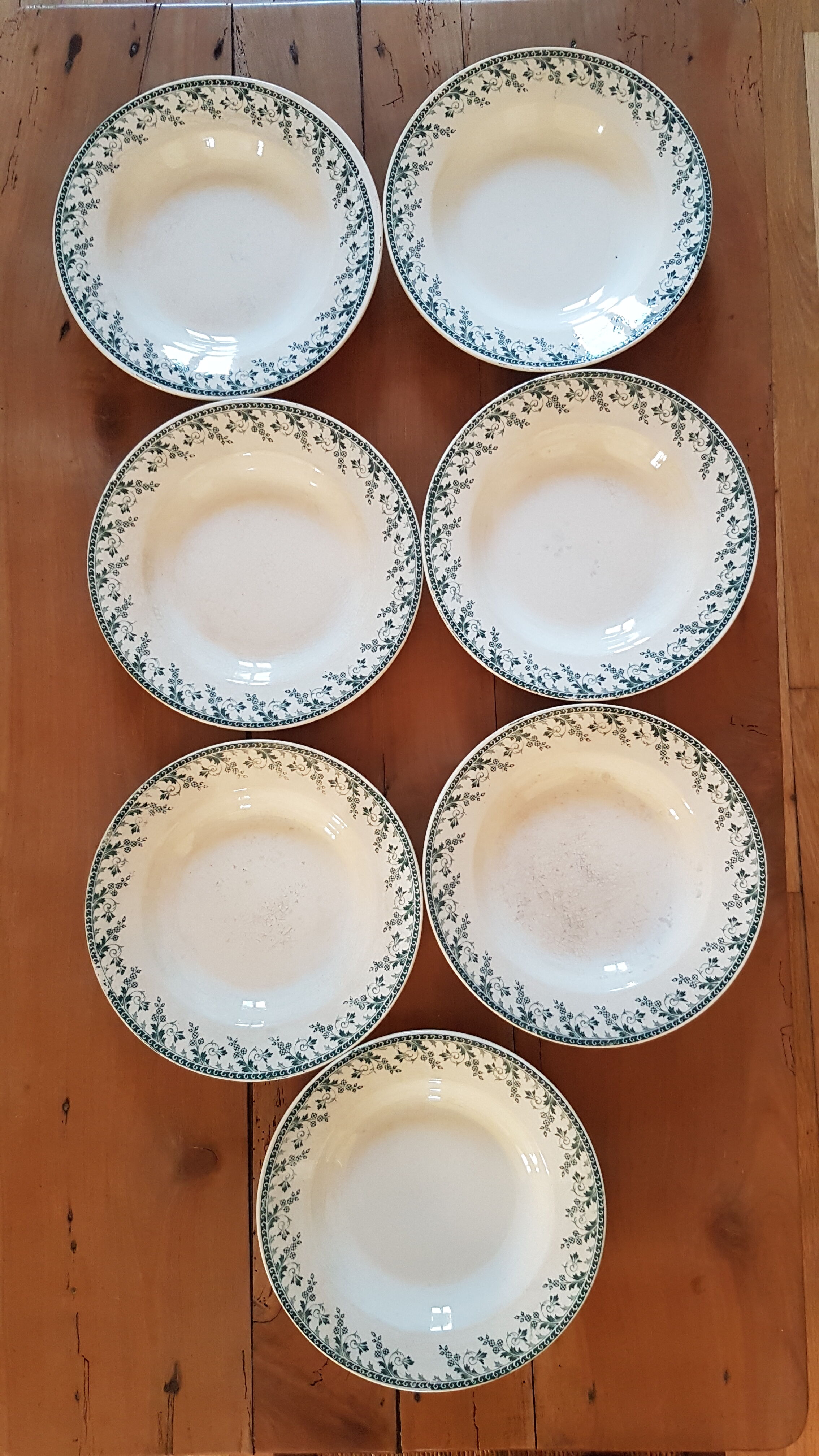 7 Terre de fer hollow plates