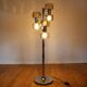 Lampadaire vintage en métal chromé et verre